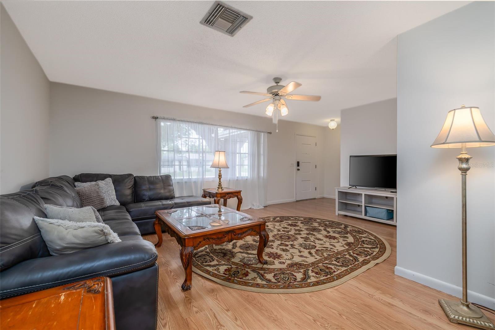 1987 S OLD MILL DR, DELTONA, FL, 32725