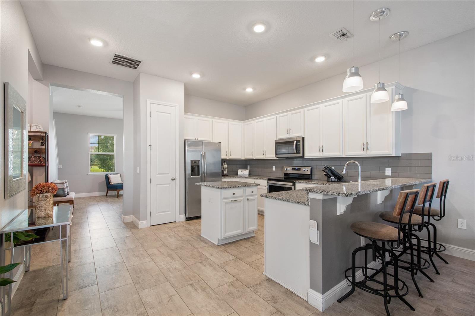 2241 WHITE FEATHER LOOP, WINTER GARDEN, FL, 34787
