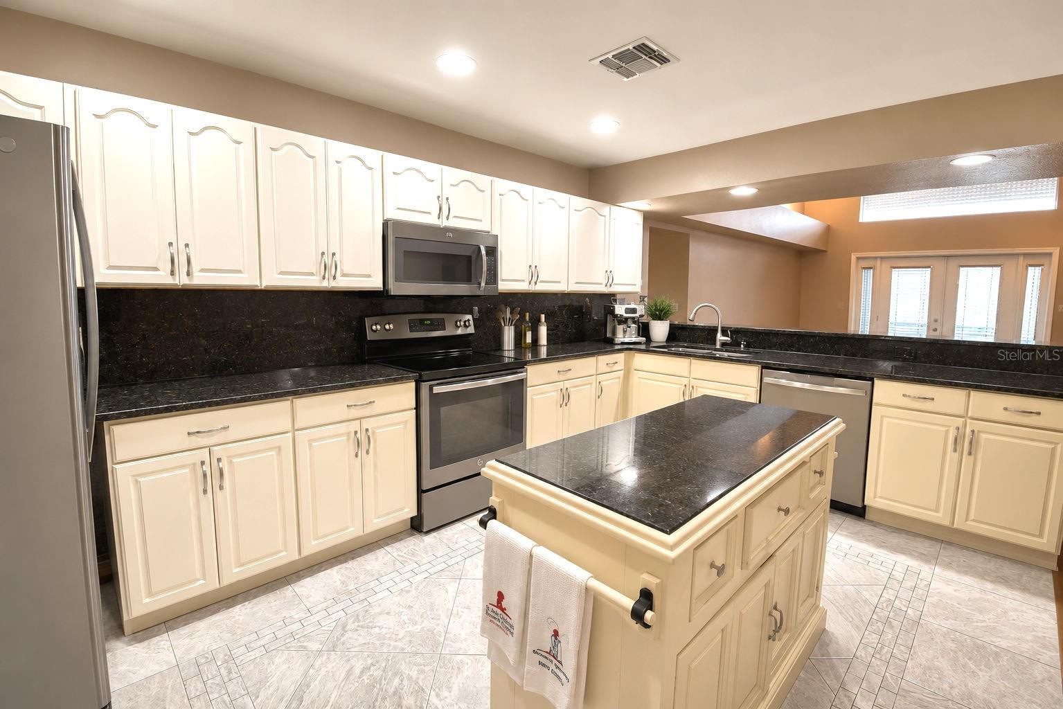 659 SIERRA CIR, DAVENPORT, FL, 33837