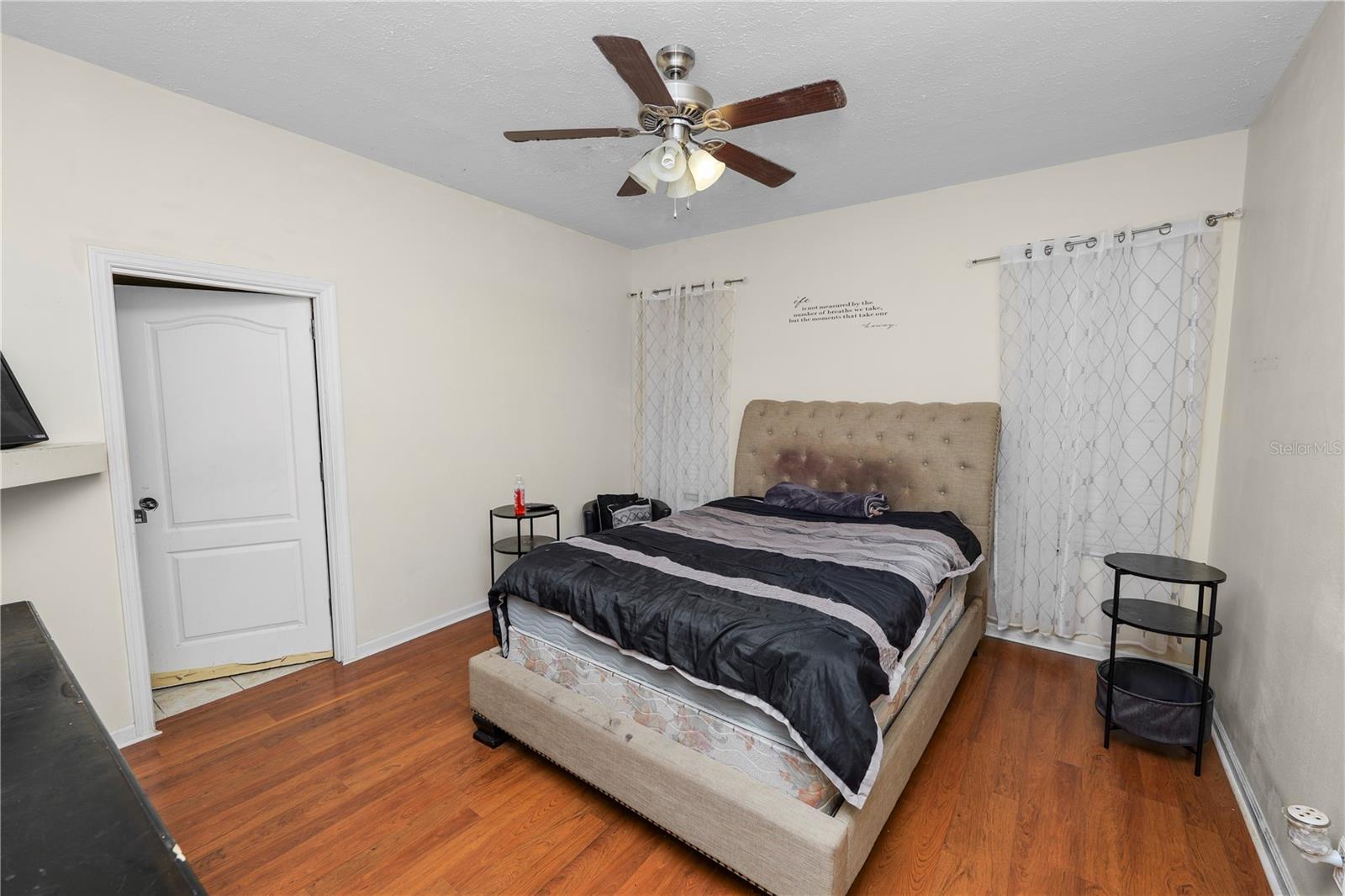 1015 HIDDEN DR, LAKELAND, FL, 33809