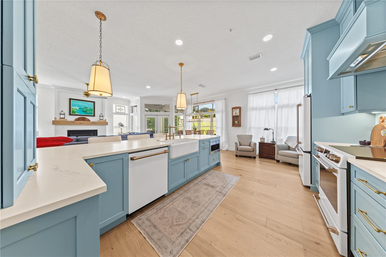 208 WIMBLEDON CIR, LAKE MARY, FL, 32746