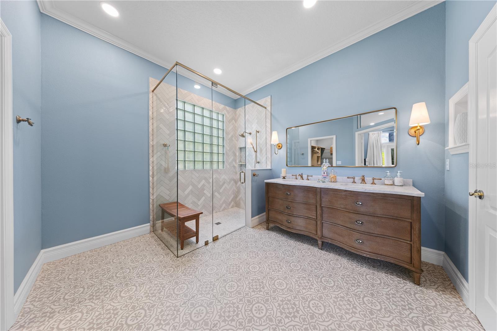 208 WIMBLEDON CIR, LAKE MARY, FL, 32746