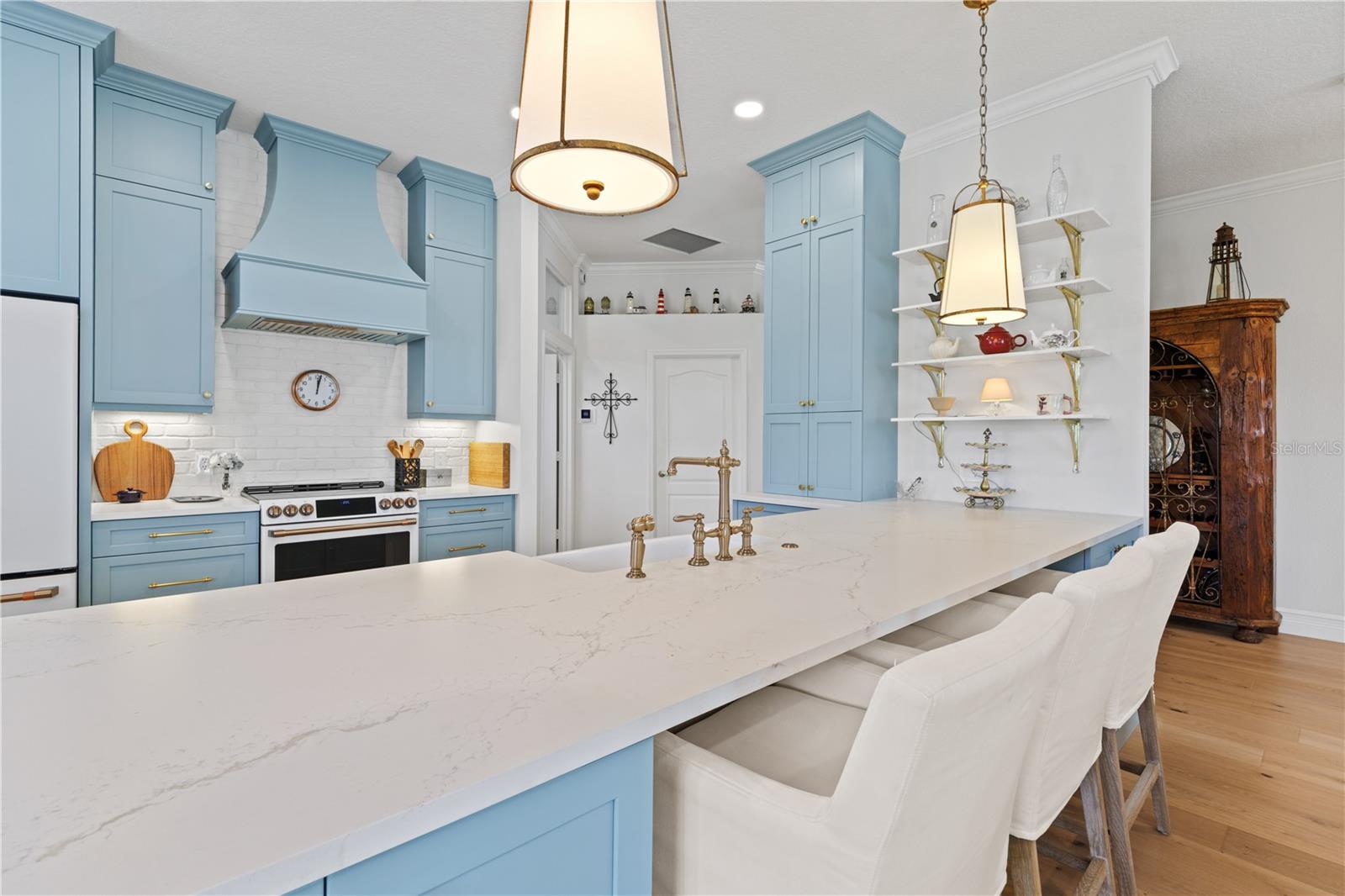 208 WIMBLEDON CIR, LAKE MARY, FL, 32746