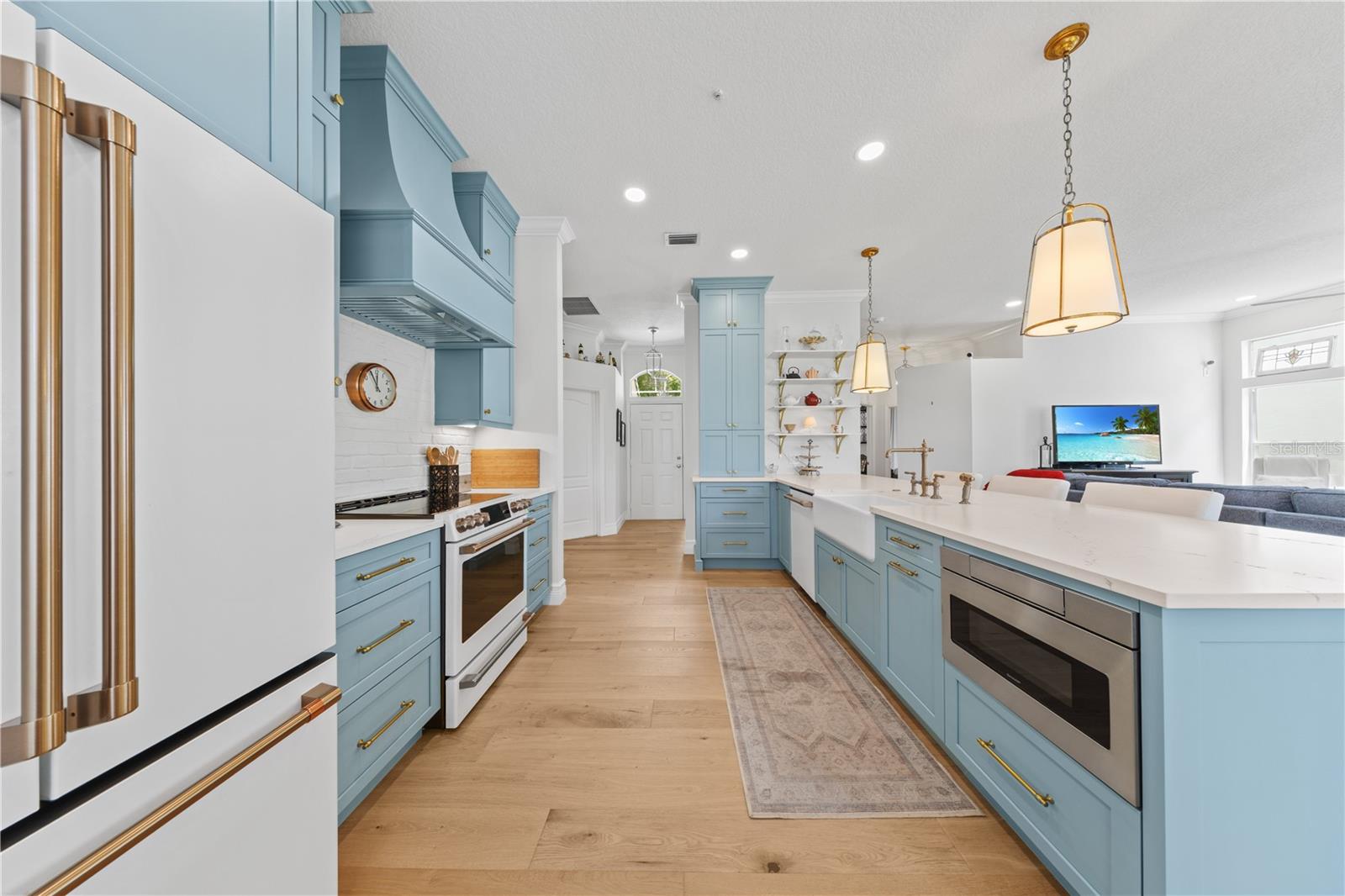 208 WIMBLEDON CIR, LAKE MARY, FL, 32746