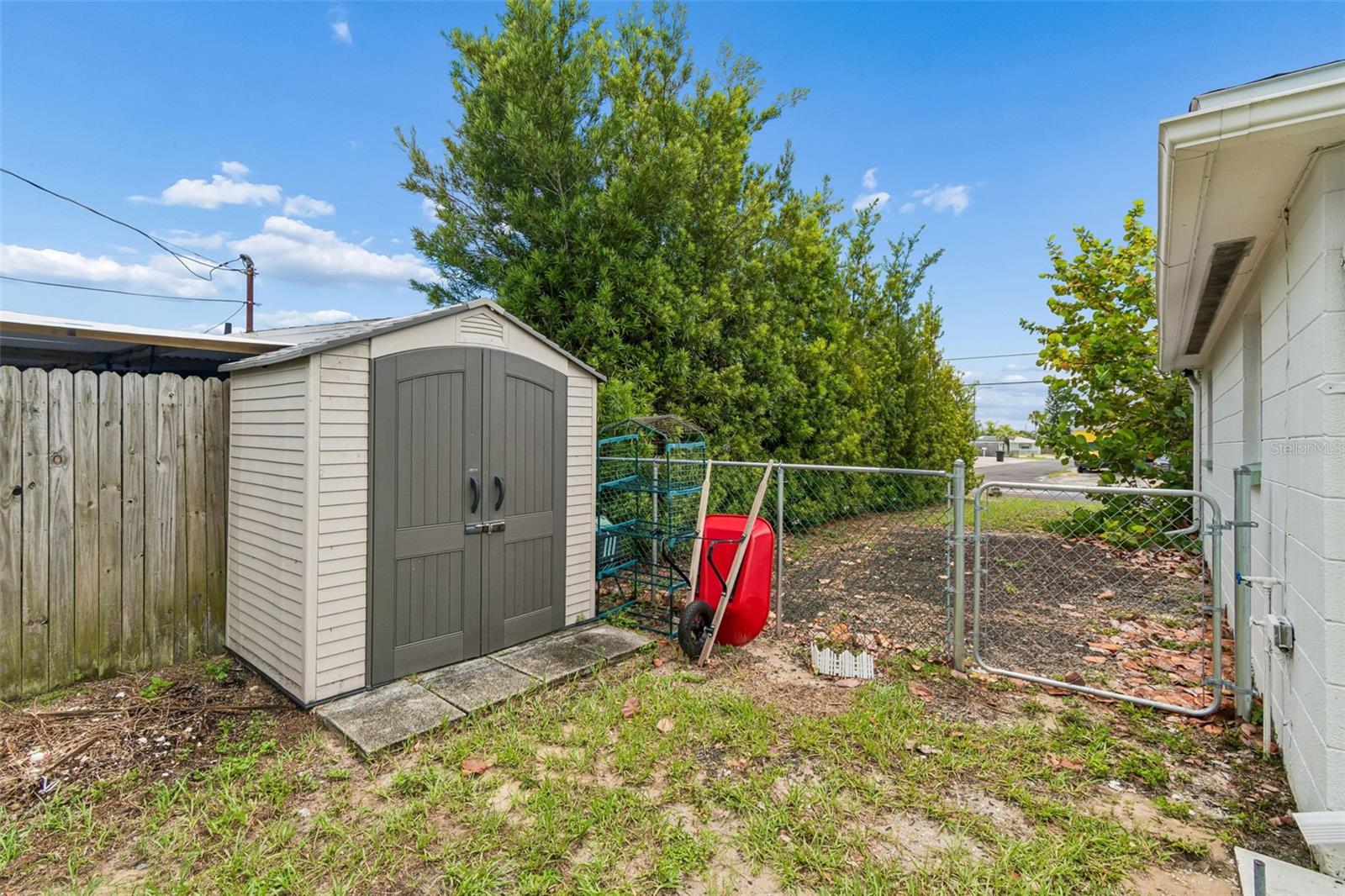 2440 ARCADIA RD, HOLIDAY, FL, 34690