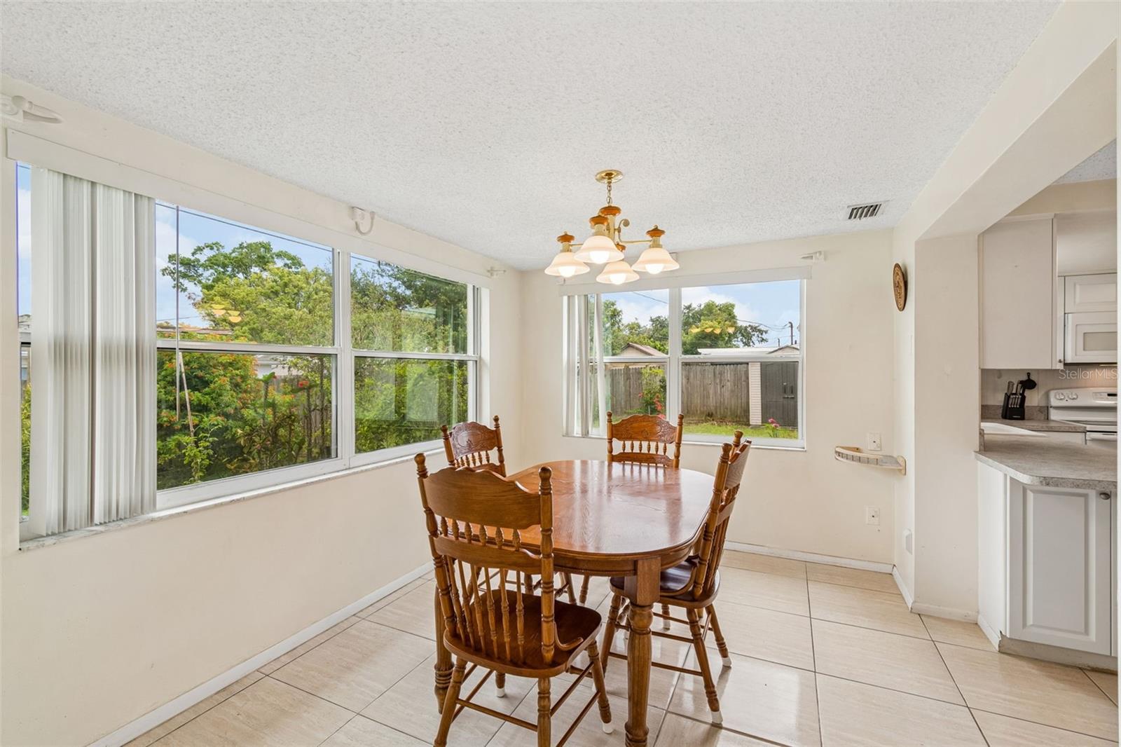 2440 ARCADIA RD, HOLIDAY, FL, 34690