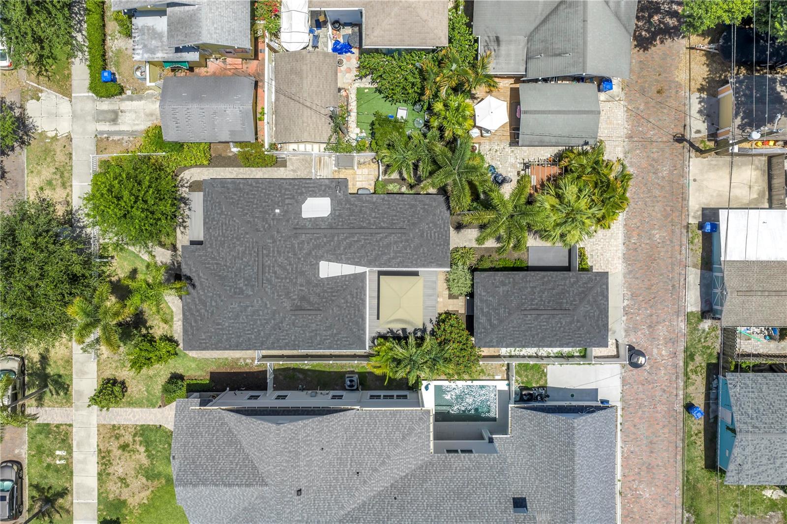 348 11TH AVE NE, ST PETERSBURG, FL, 33701