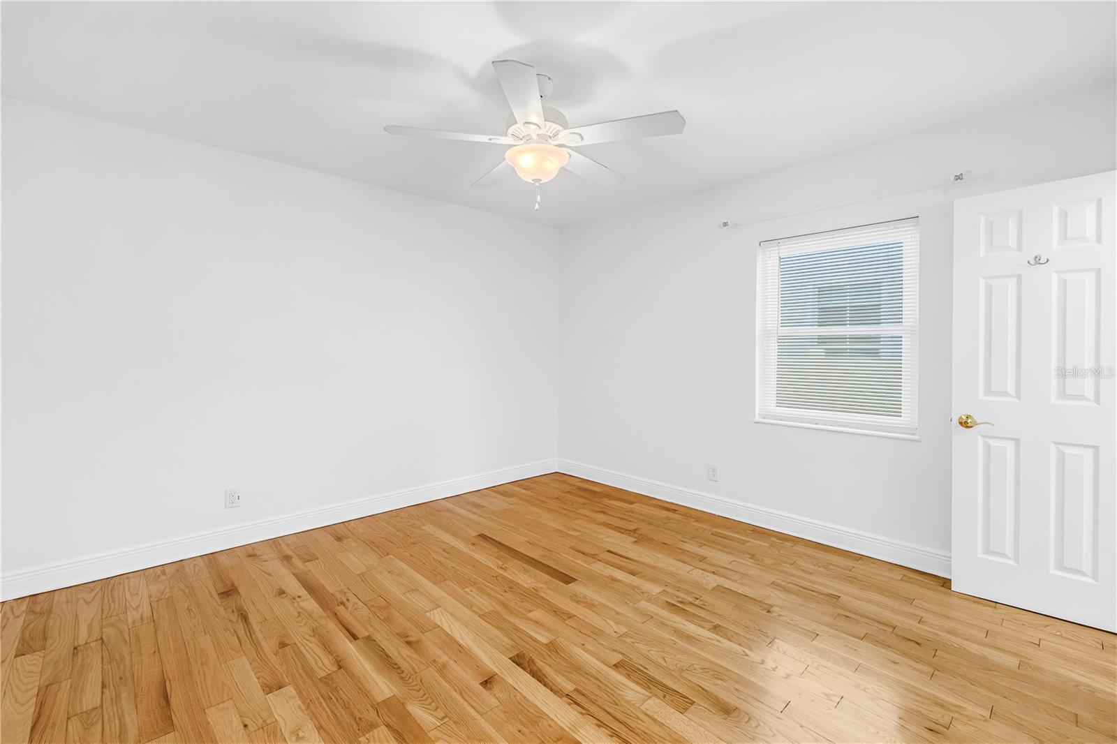 348 11TH AVE NE, ST PETERSBURG, FL, 33701