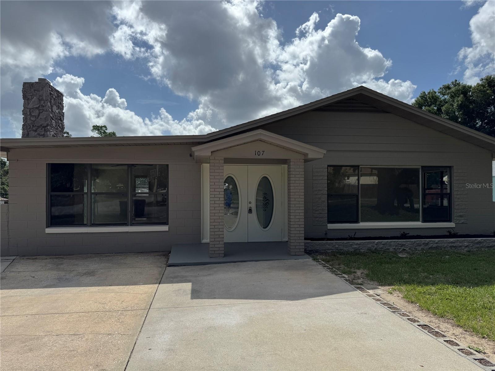 107 N GALENA AVE, MINNEOLA, FL, 34715