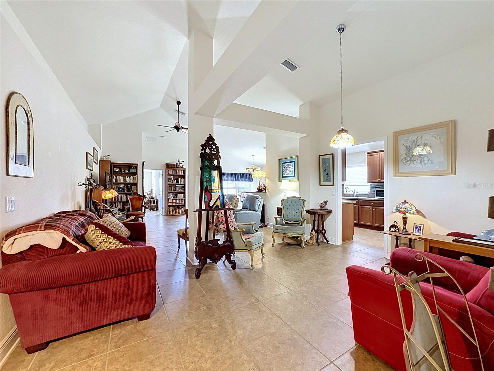 10821 STANDING STONE DR, WIMAUMA, FL, 33598