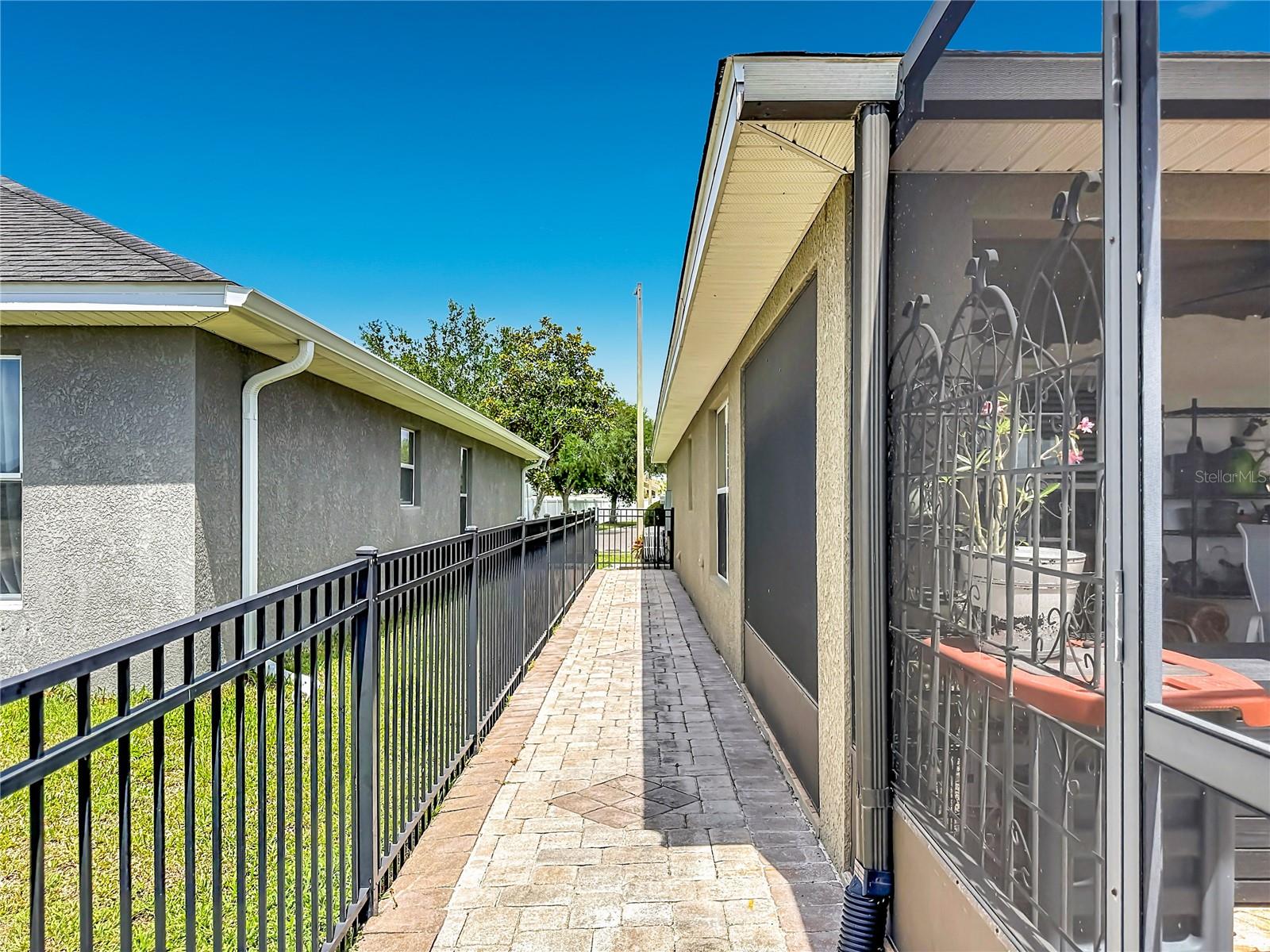 10821 STANDING STONE DR, WIMAUMA, FL, 33598