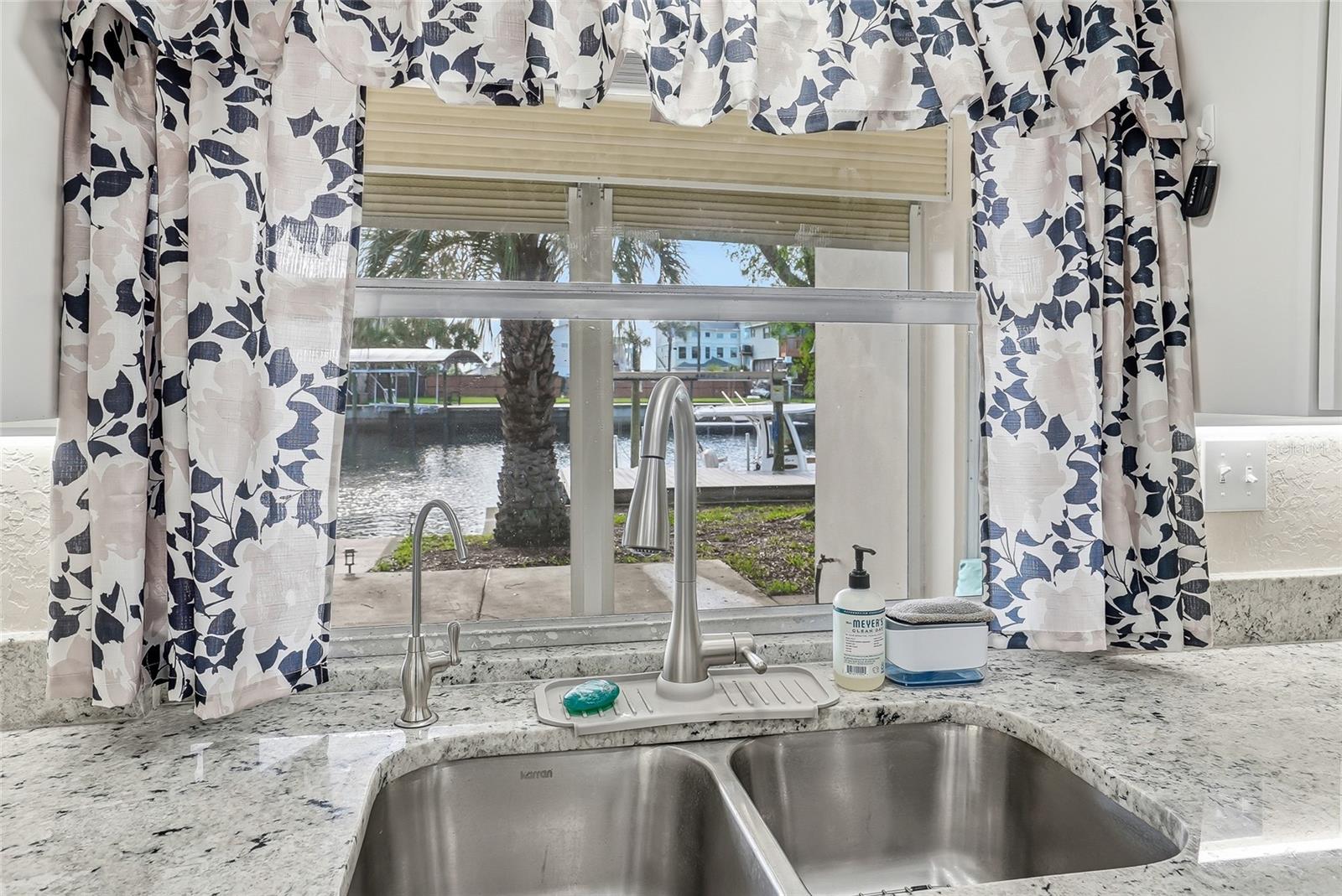3332 GULF WINDS CIR, HERNANDO BEACH, FL, 34607