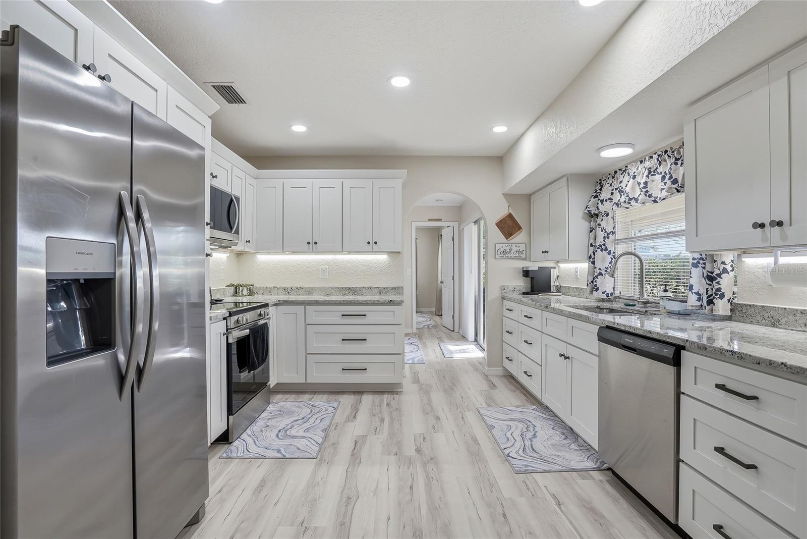 3332 GULF WINDS CIR, HERNANDO BEACH, FL, 34607
