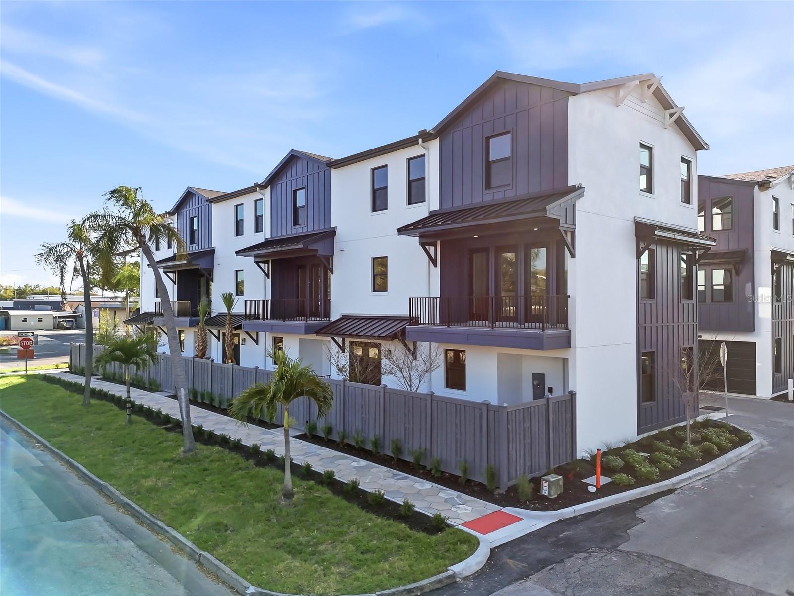 3005 1ST AVE N, ST PETERSBURG, FL, 33713