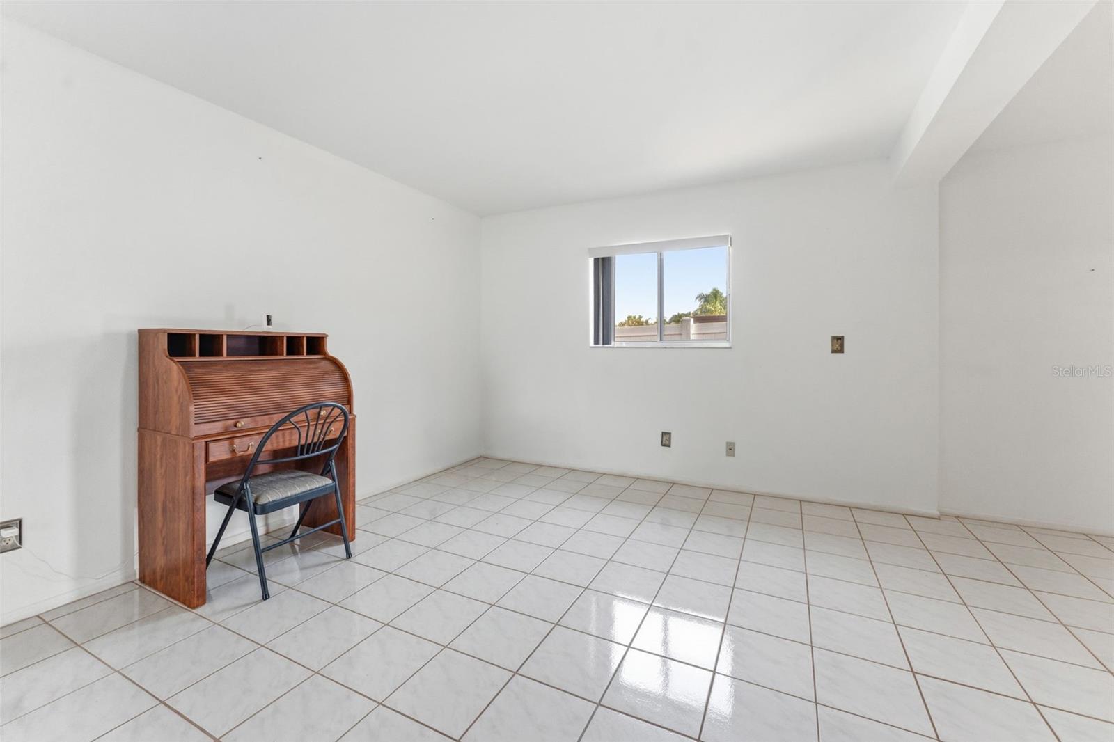 611 TANGERINE DR, OLDSMAR, FL, 34677
