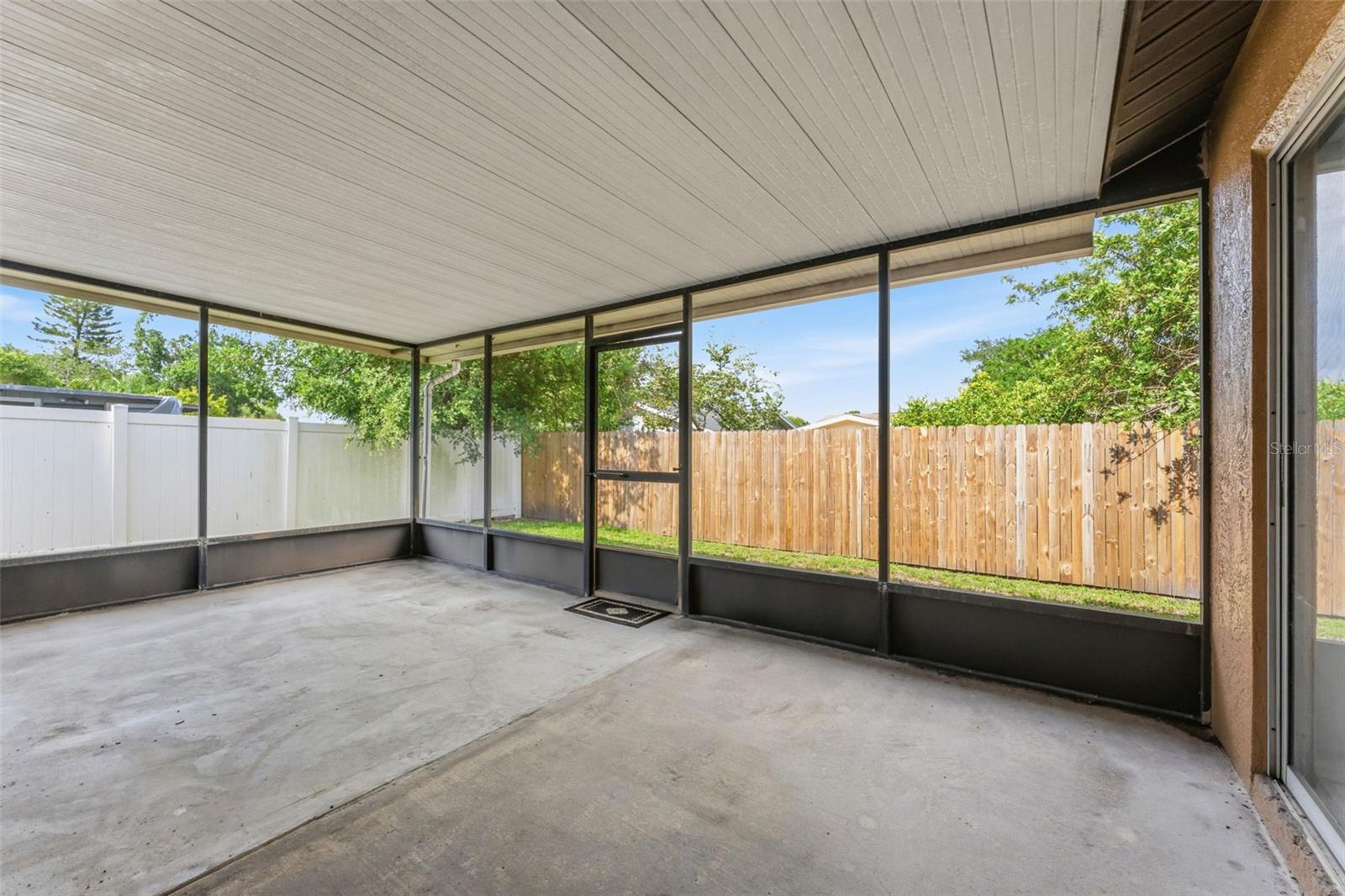 611 TANGERINE DR, OLDSMAR, FL, 34677