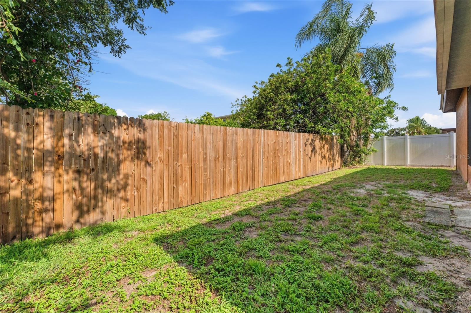 611 TANGERINE DR, OLDSMAR, FL, 34677