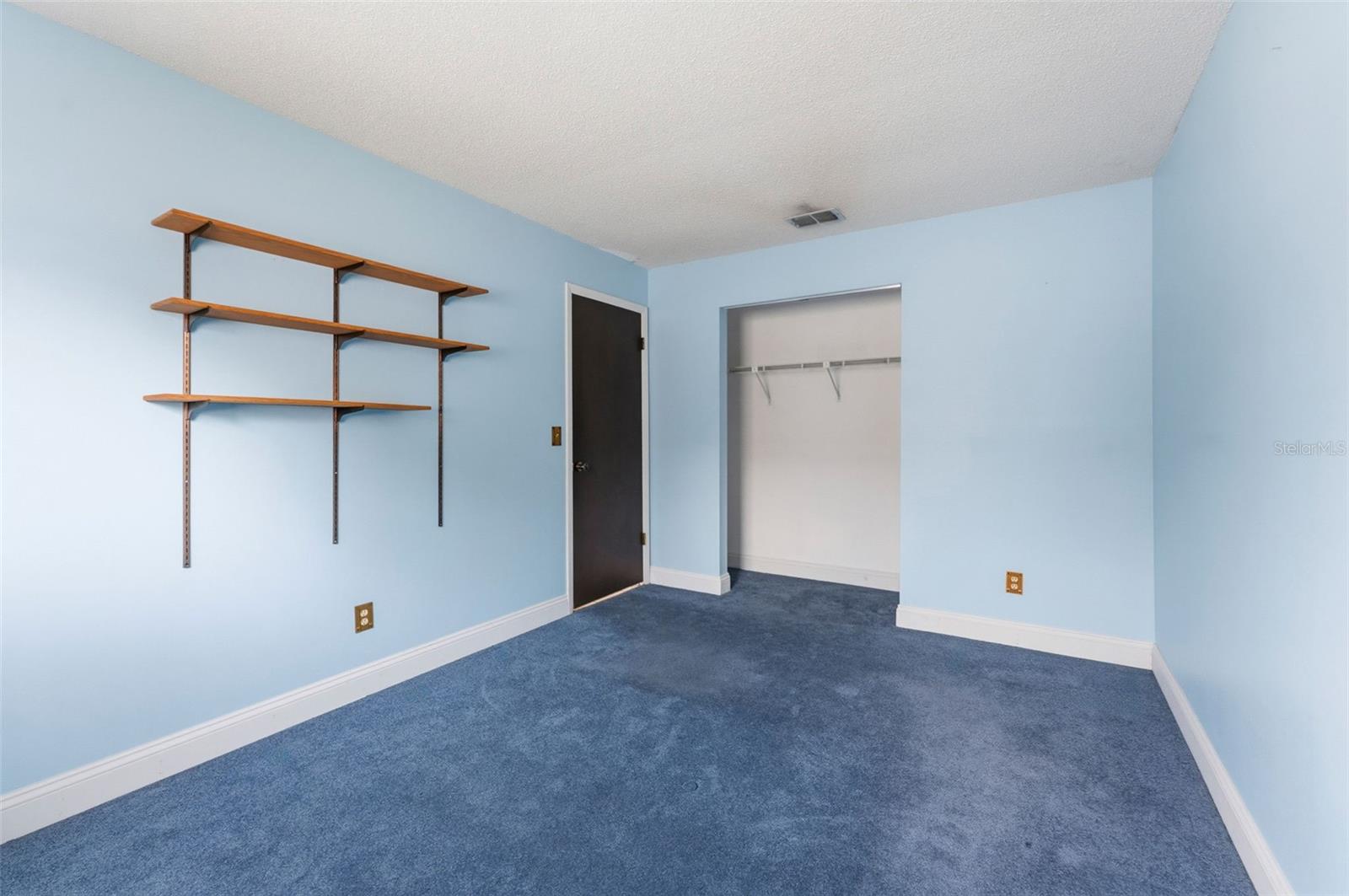 611 TANGERINE DR, OLDSMAR, FL, 34677