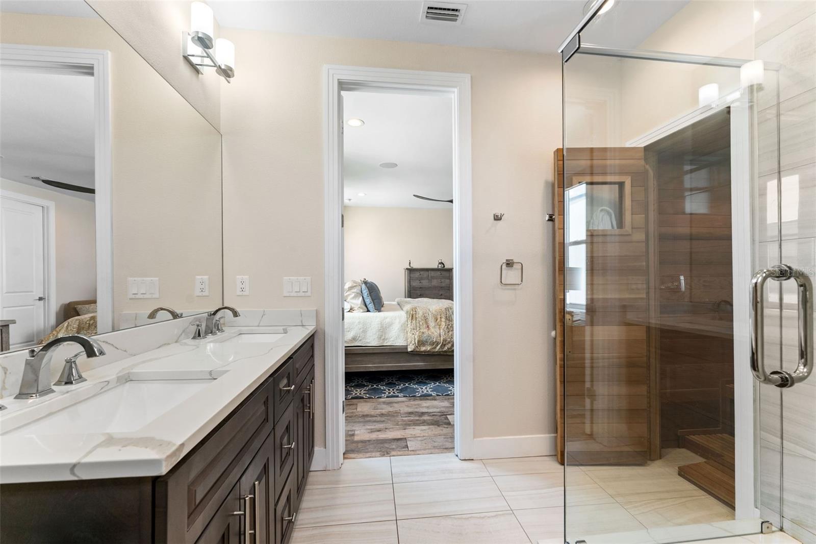 4910 W MCELROY AVE #6, TAMPA, FL, 33611