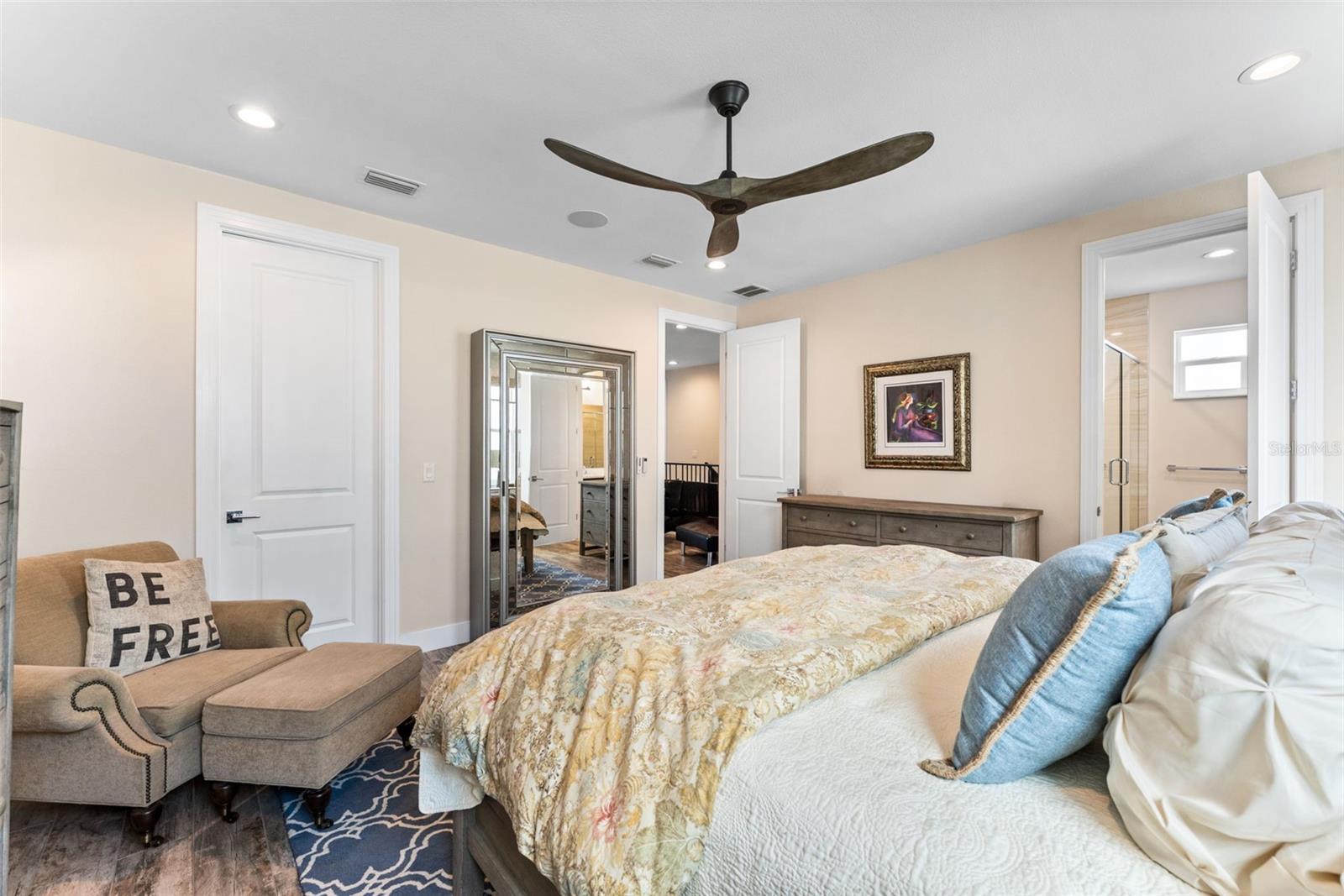 4910 W MCELROY AVE #6, TAMPA, FL, 33611