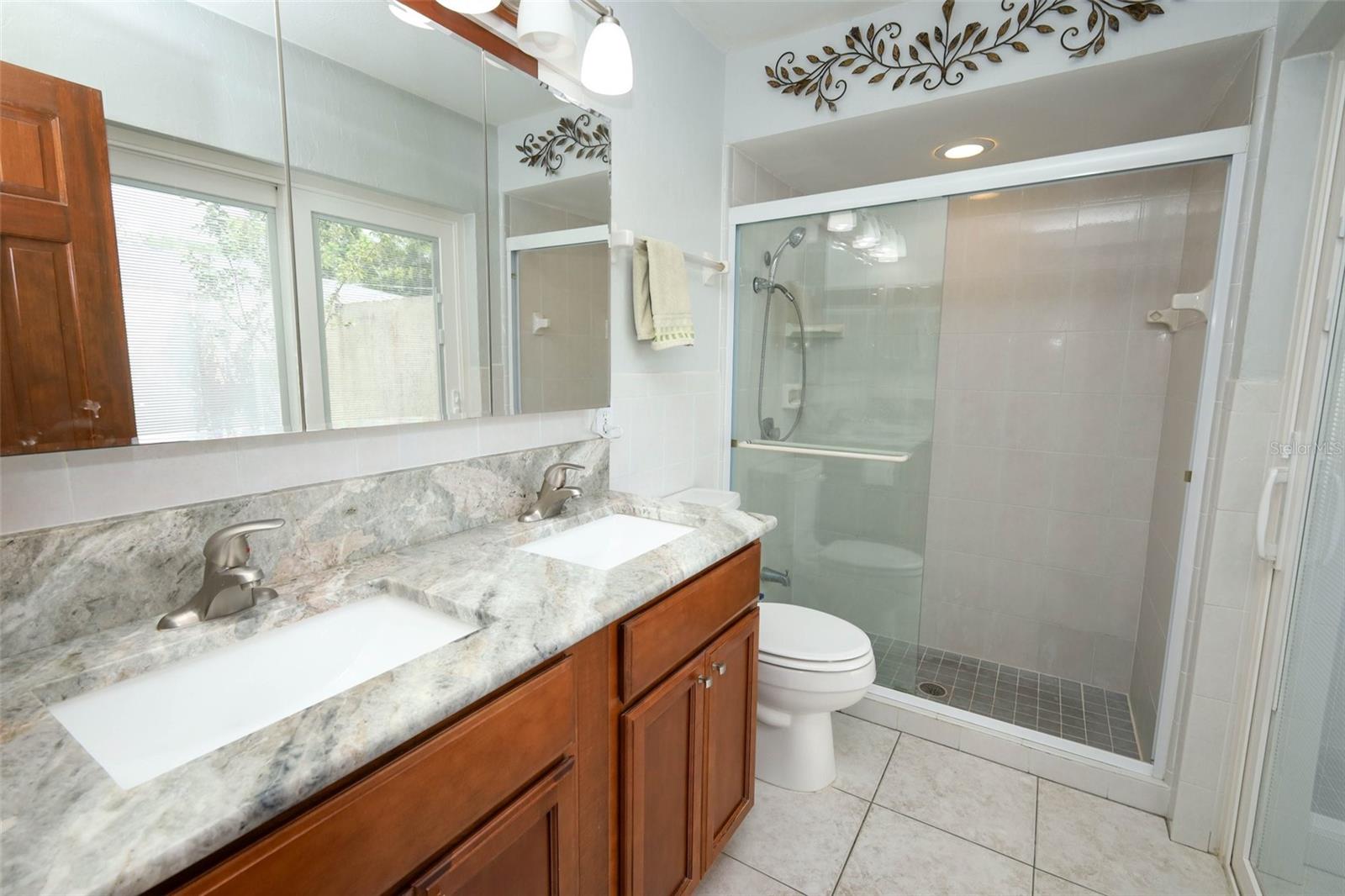 313 WHITE OAK DR, ALTAMONTE SPRINGS, FL, 32701