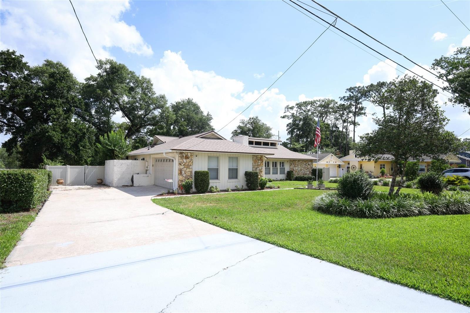 313 WHITE OAK DR, ALTAMONTE SPRINGS, FL, 32701