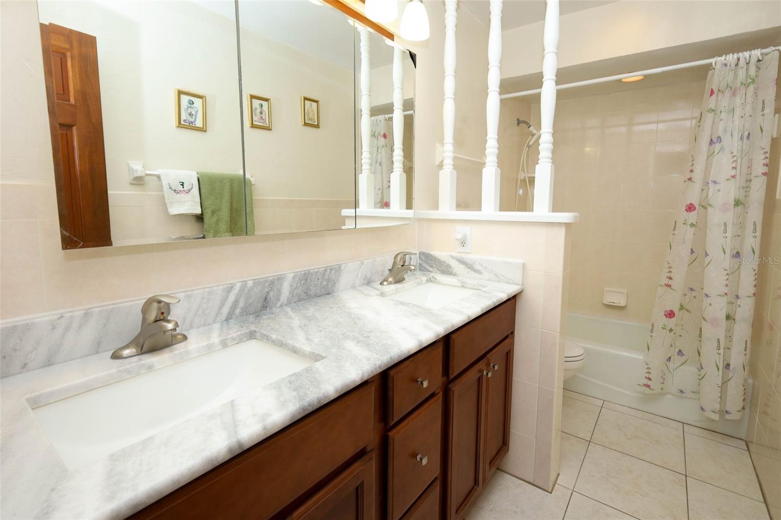 313 WHITE OAK DR, ALTAMONTE SPRINGS, FL, 32701