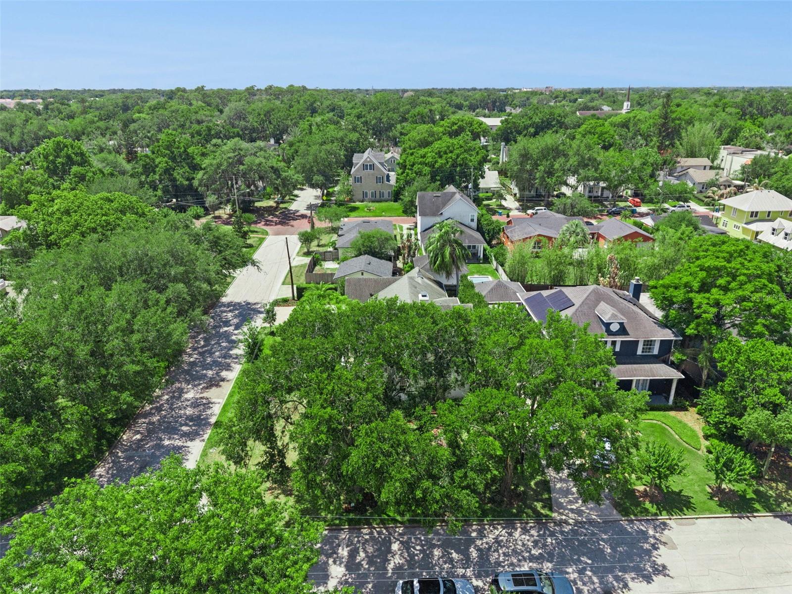 442 WOODLAND ST, ORLANDO, FL, 32806