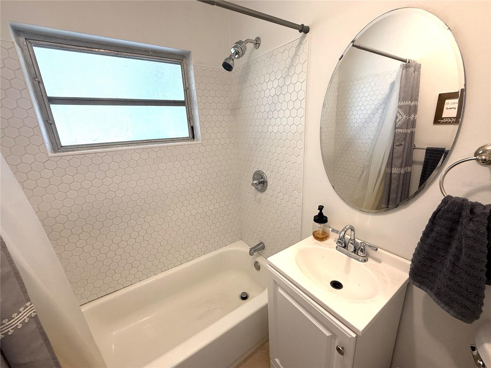 16603 HANNA RD, LUTZ, FL, 33549