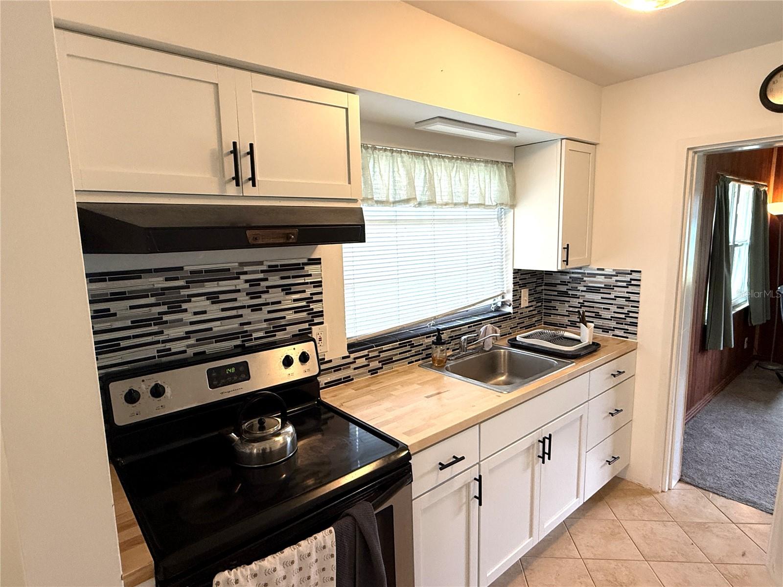 16603 HANNA RD, LUTZ, FL, 33549