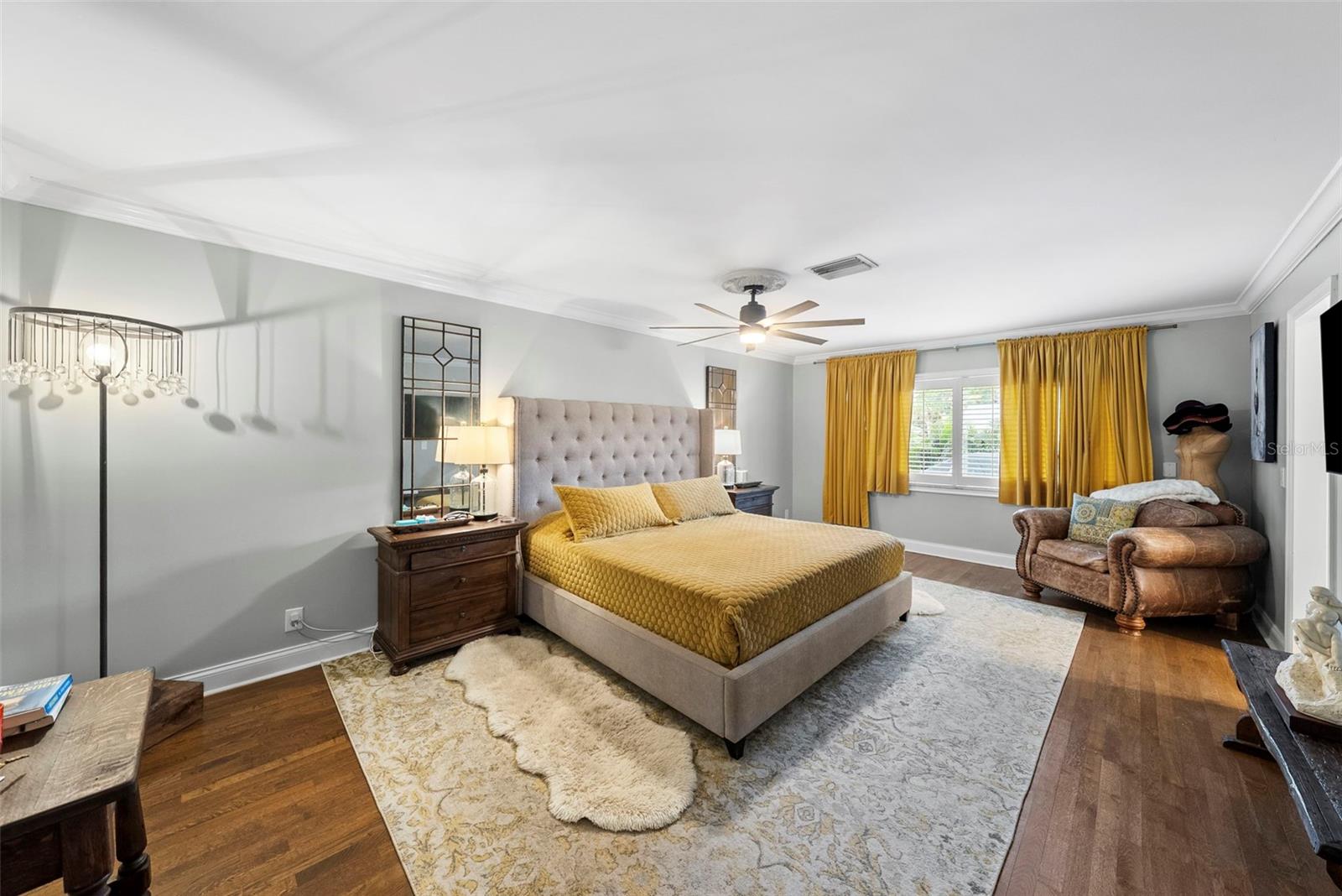 1511 S SHERIDAN FOREST DR, TAMPA, FL, 33629