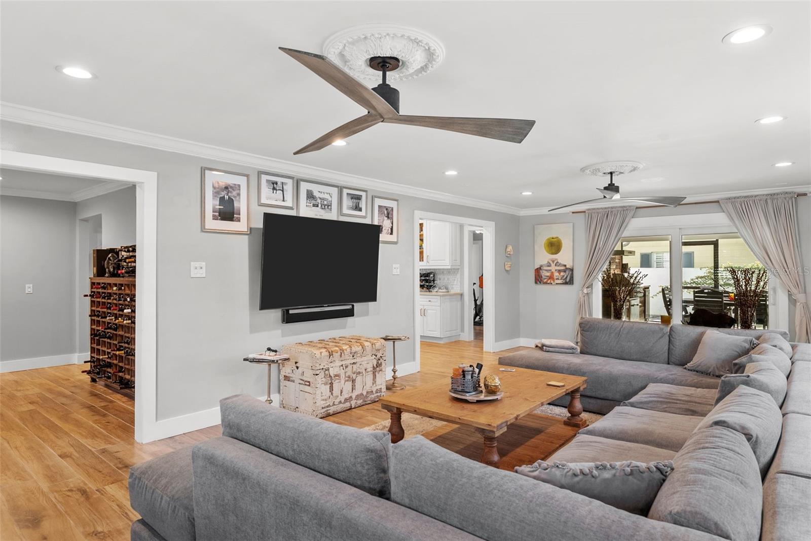 1511 S SHERIDAN FOREST DR, TAMPA, FL, 33629