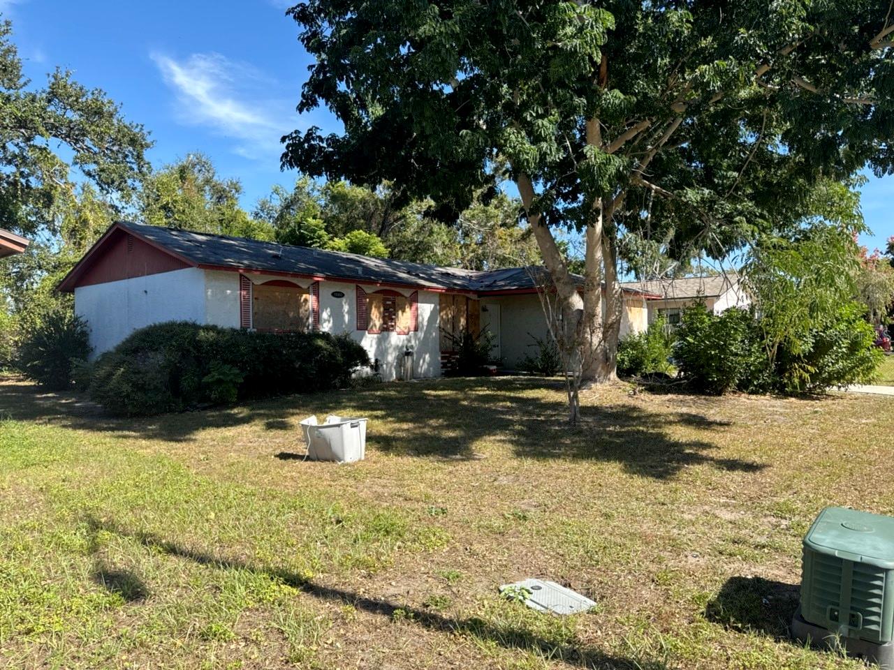 1580 OAK VILLAGE DR, LARGO, FL, 33778