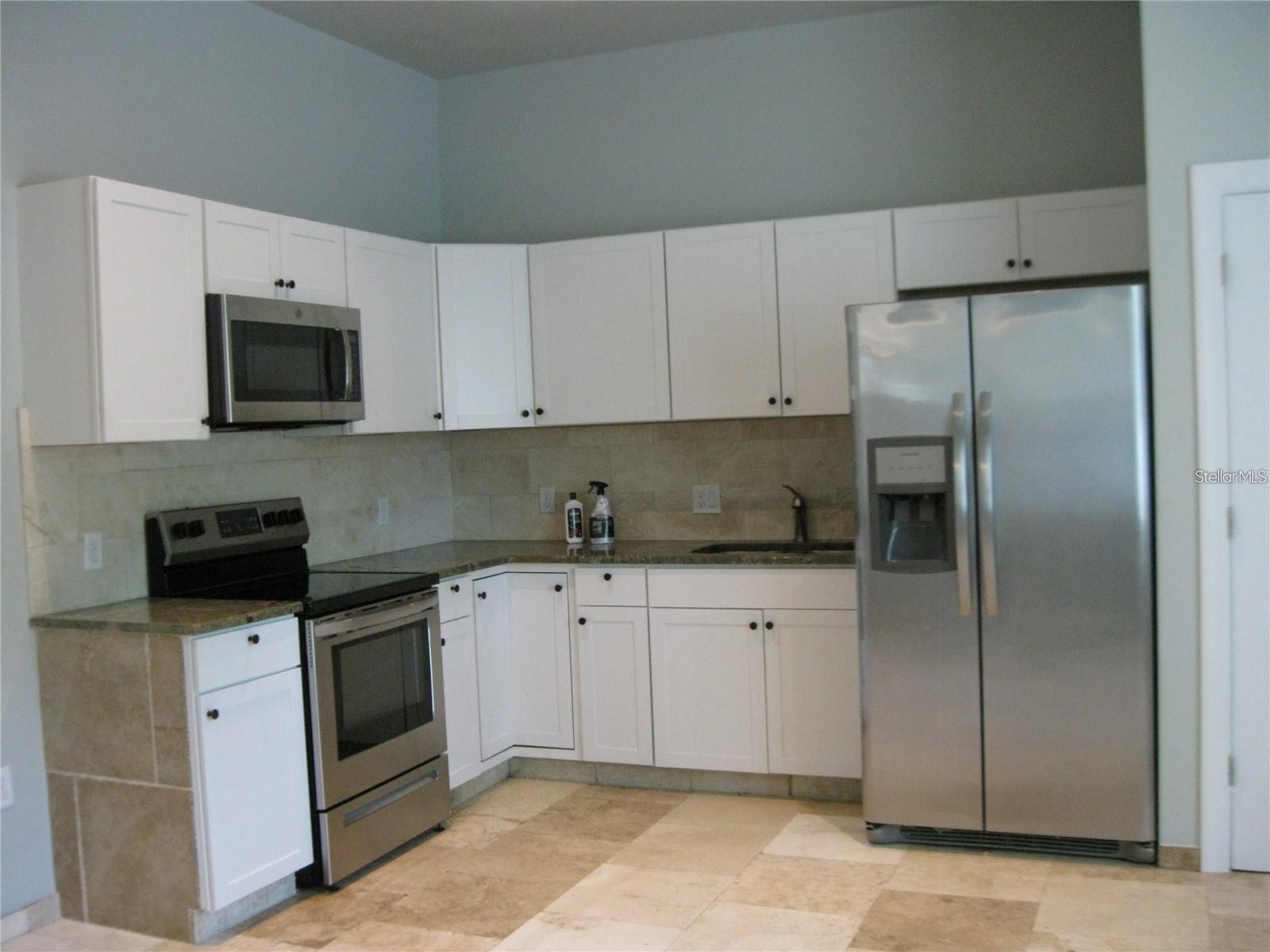 2009 COCOANUT AVE #2, SARASOTA, FL, 34234