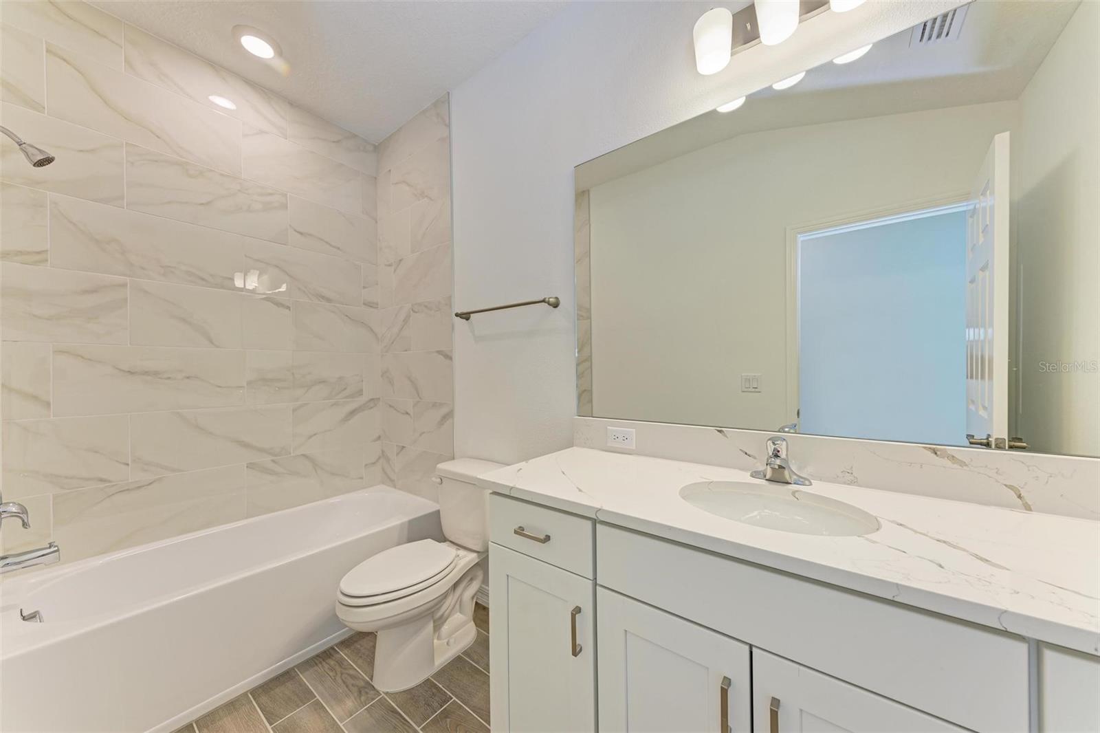 314 VIA ANINA DR, SARASOTA, FL, 34243
