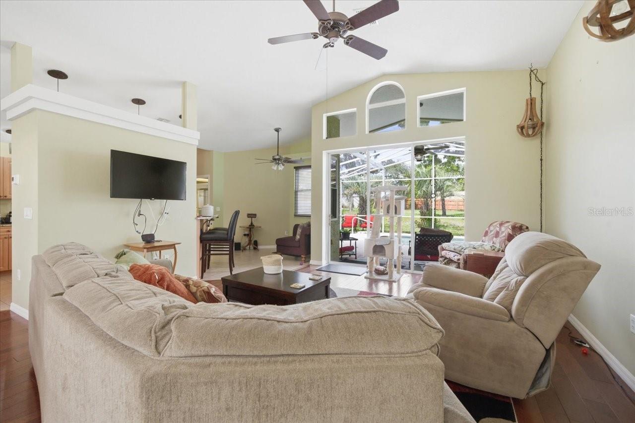 11312 LARK SPARROW RD, WEEKI WACHEE, FL, 34614