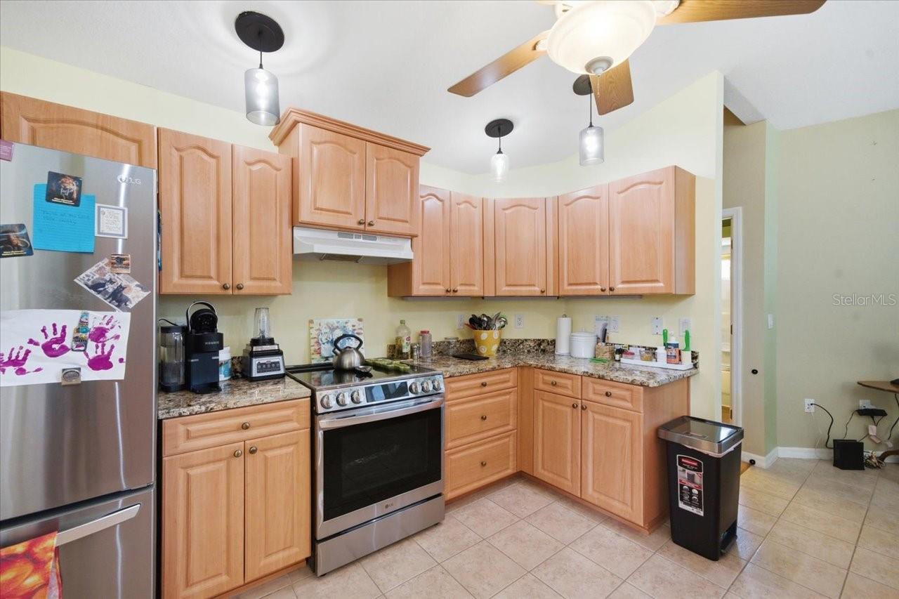 11312 LARK SPARROW RD, WEEKI WACHEE, FL, 34614
