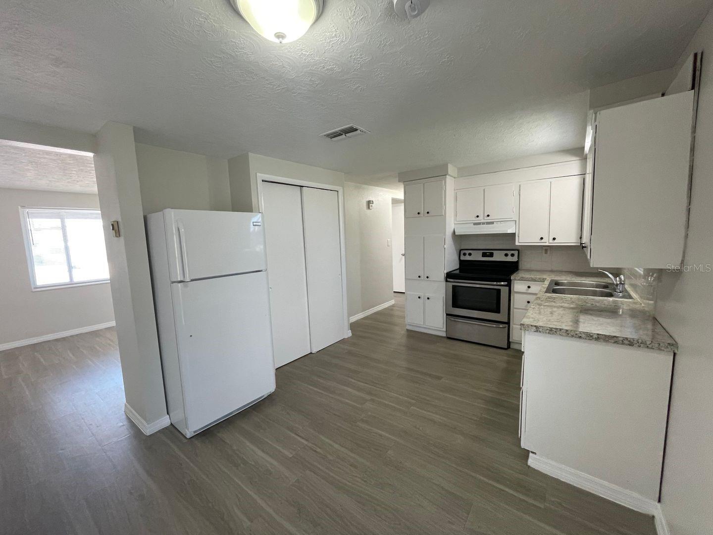 1130 POWERSONG ST, HOLIDAY, FL, 34690