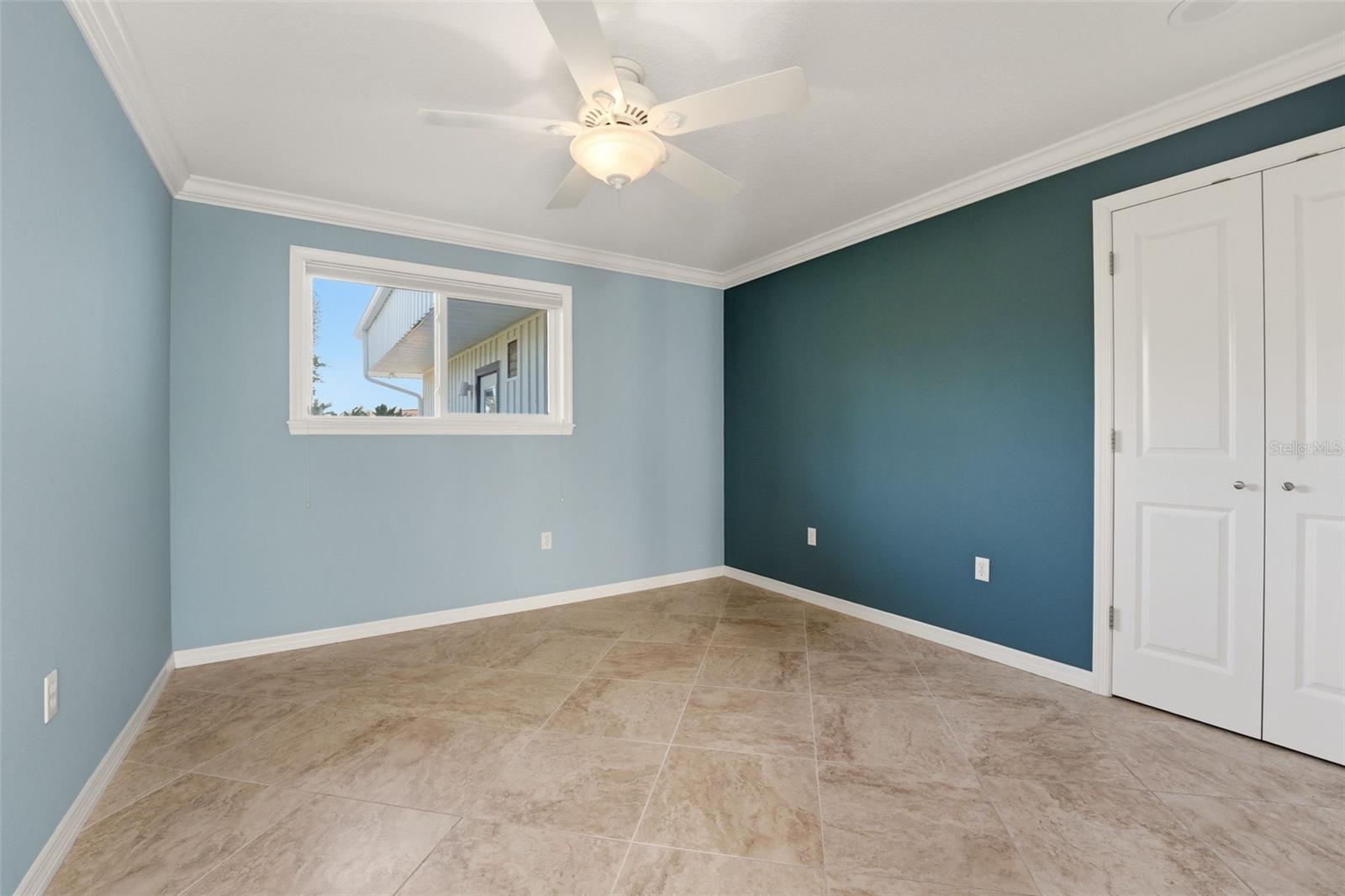 2180 W DOLPHIN DR, ENGLEWOOD, FL, 34223