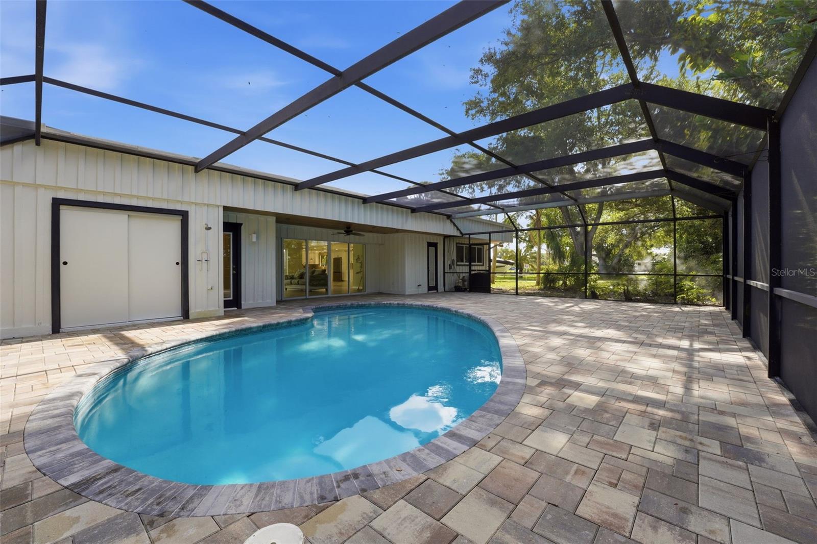 2180 W DOLPHIN DR, ENGLEWOOD, FL, 34223