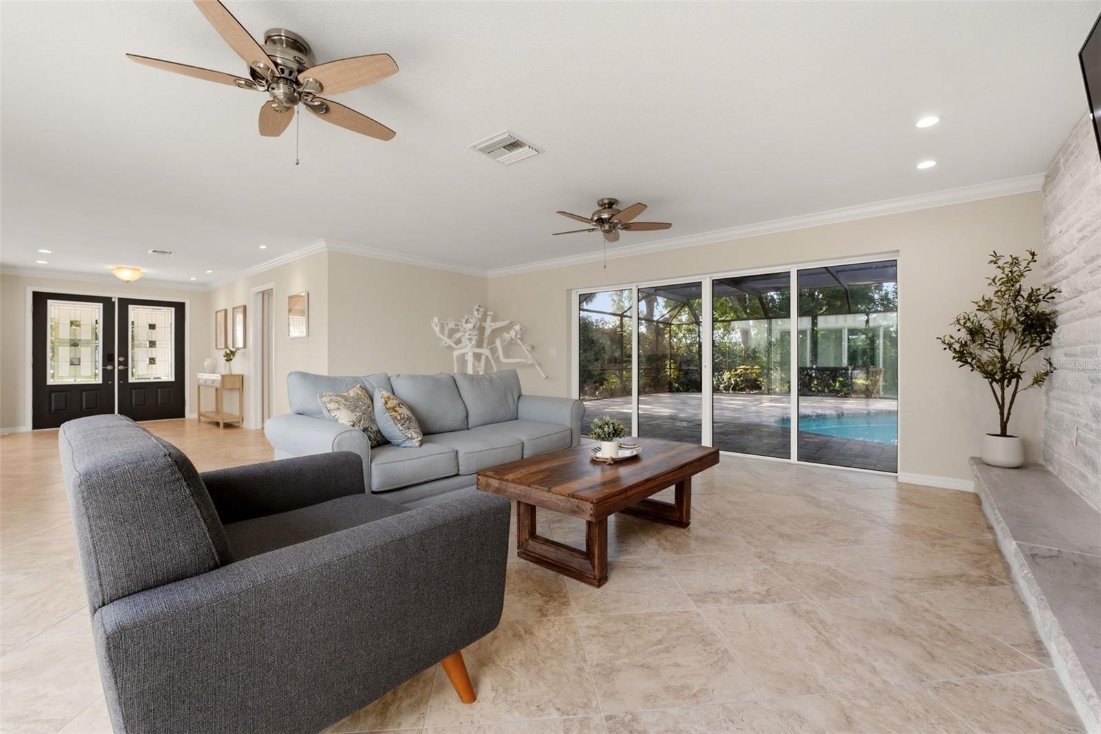 2180 W DOLPHIN DR, ENGLEWOOD, FL, 34223