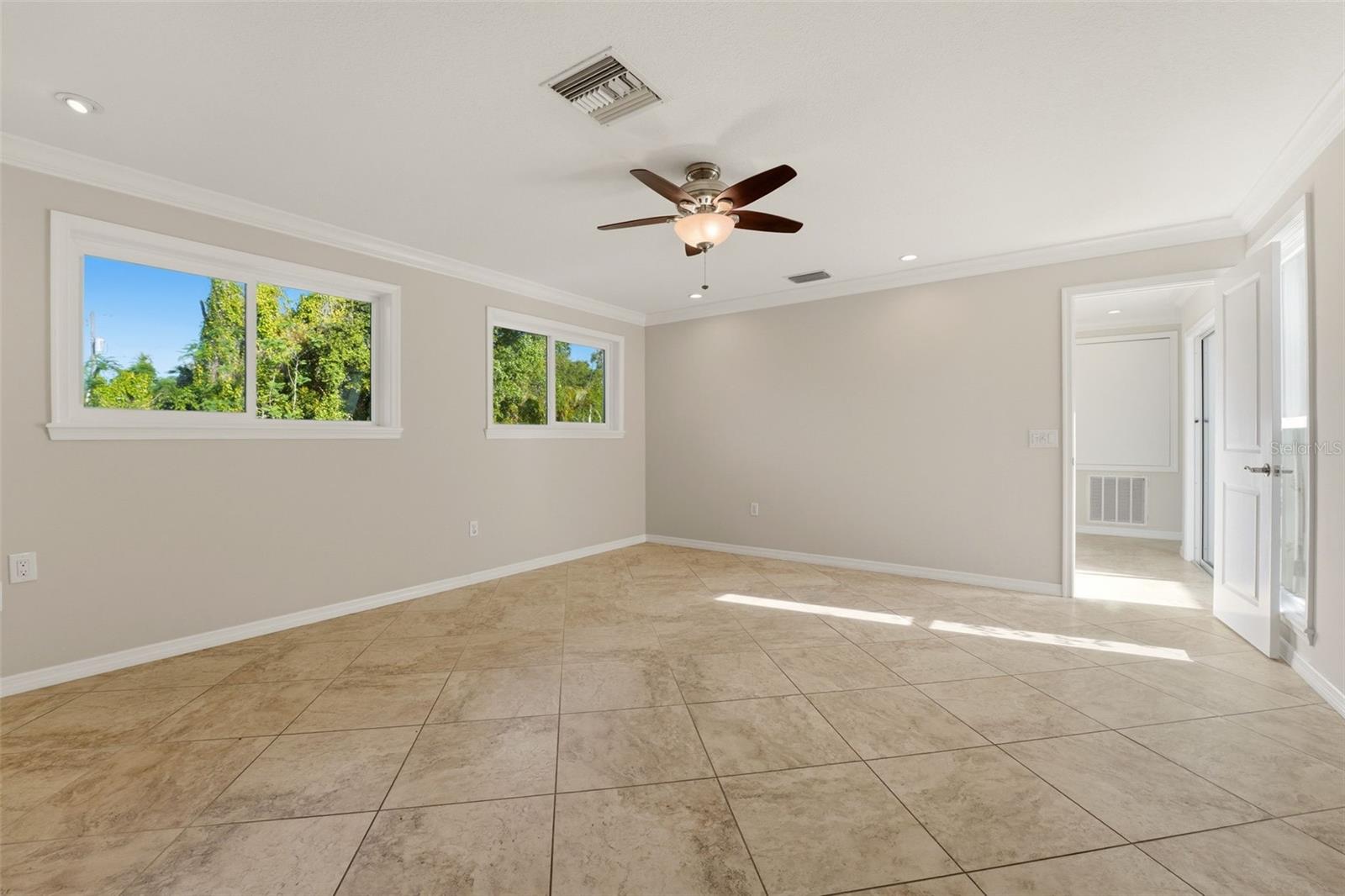 2180 W DOLPHIN DR, ENGLEWOOD, FL, 34223