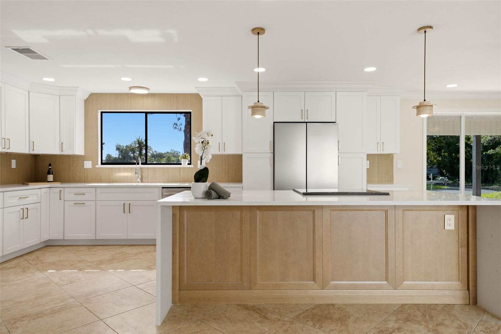 2180 W DOLPHIN DR, ENGLEWOOD, FL, 34223