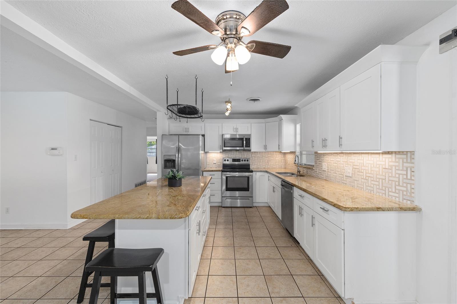1921 NE 49TH AVE, OCALA, FL, 34470