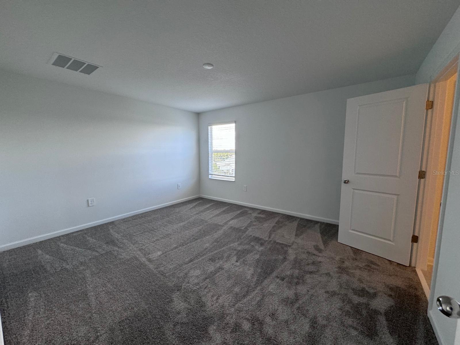 1033 WATERFALL BLVD, DAVENPORT, FL, 33837