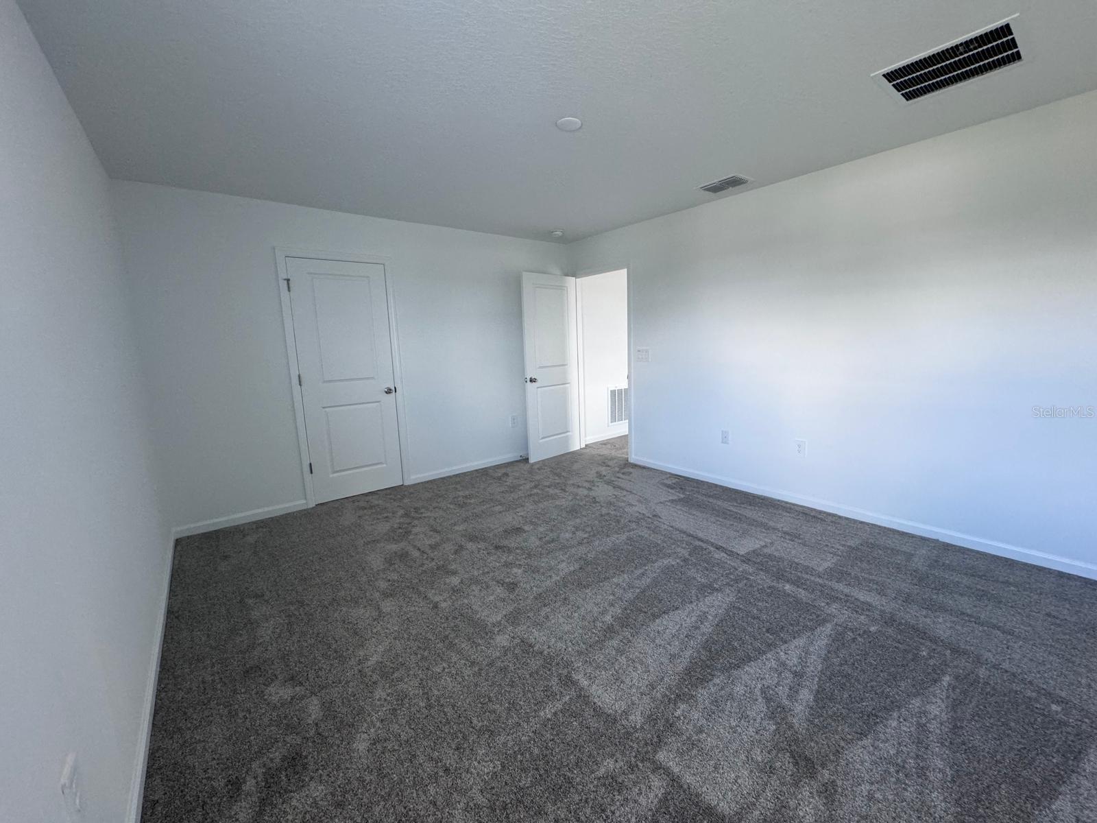 1033 WATERFALL BLVD, DAVENPORT, FL, 33837