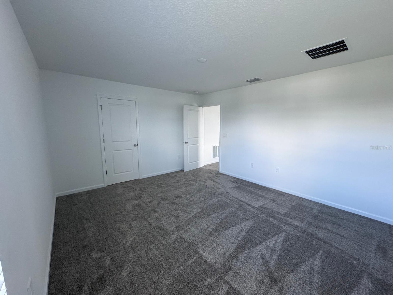 1033 WATERFALL BLVD, DAVENPORT, FL, 33837