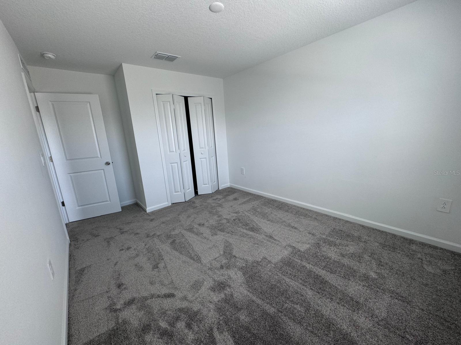 1033 WATERFALL BLVD, DAVENPORT, FL, 33837