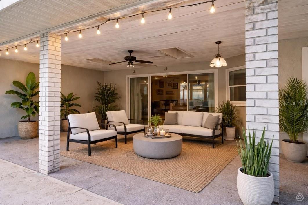2610 TWELVE POINT DR, LAKELAND, FL, 33811