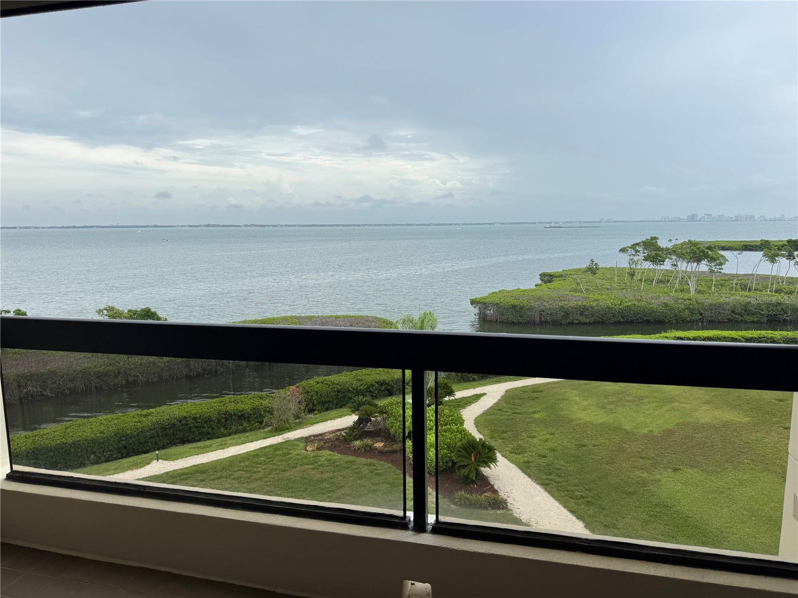 2020 HARBOURSIDE DR #446, LONGBOAT KEY, FL, 34228